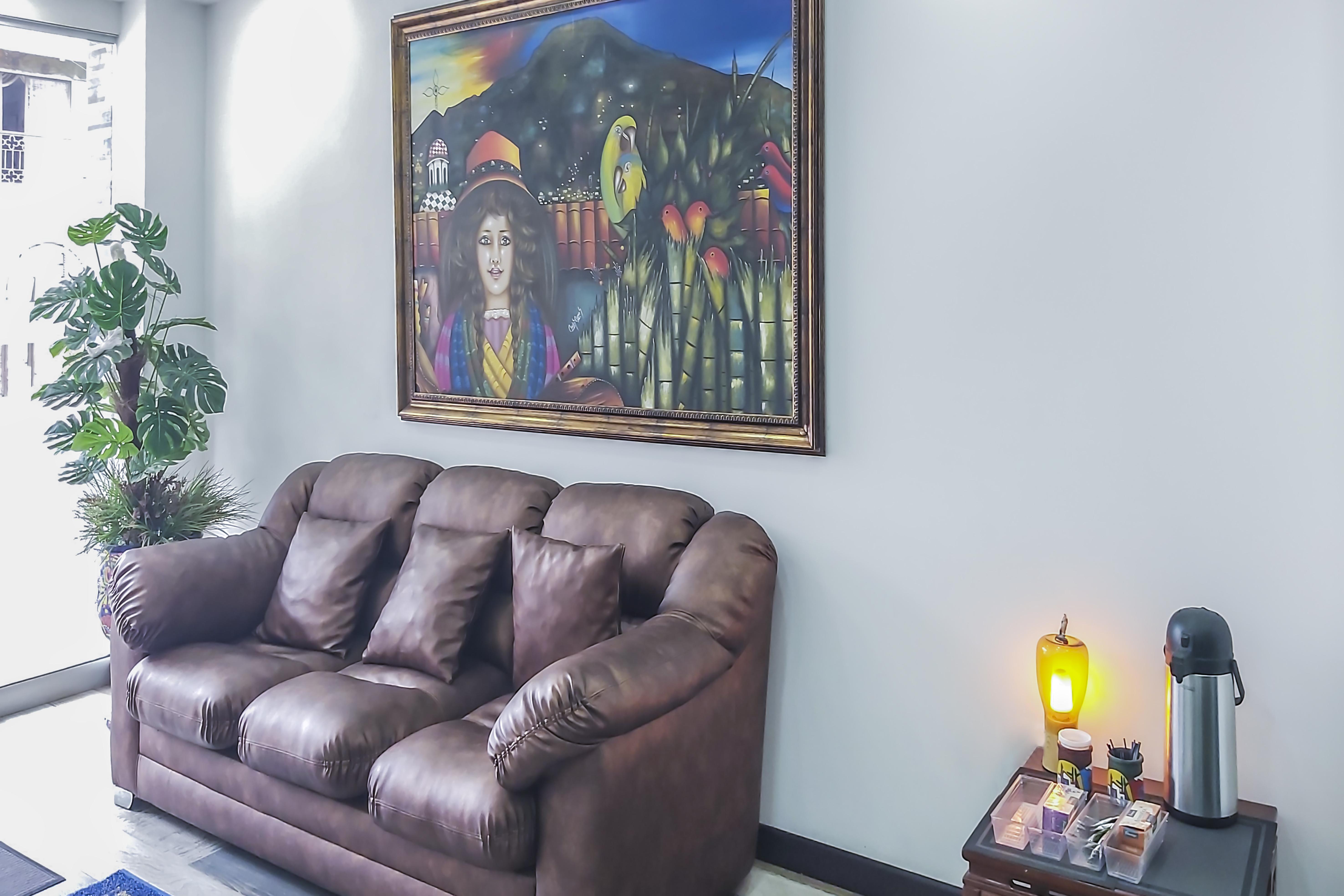 Hotel Los Maderos Кали Екстериор снимка